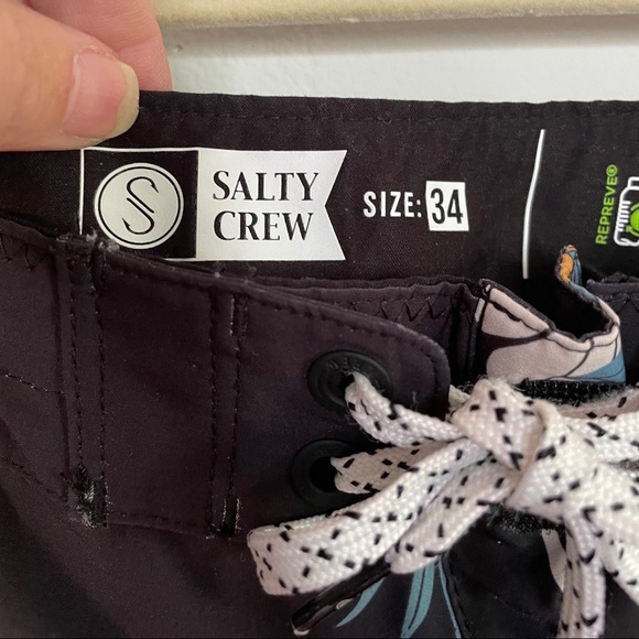 NWOT Salty Crew Men’s Sz 34” waist board shorts beach surf swim trunks - Picture 9 of 10